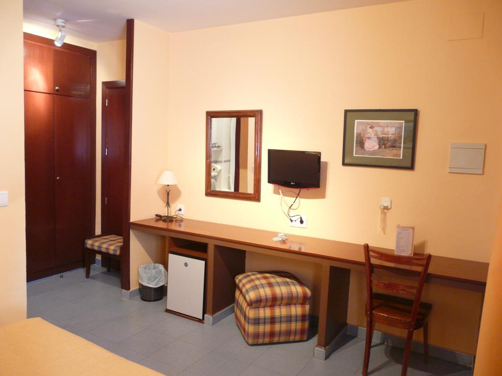 Camping Hotel Sierra Nevada Гранада Экстерьер фото